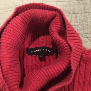 Reddish Orange sleeveless sweater top